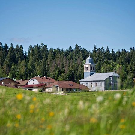 Апартаменты Les Loges Du Jura 4 Etoiles Nanchez Экстерьер фото